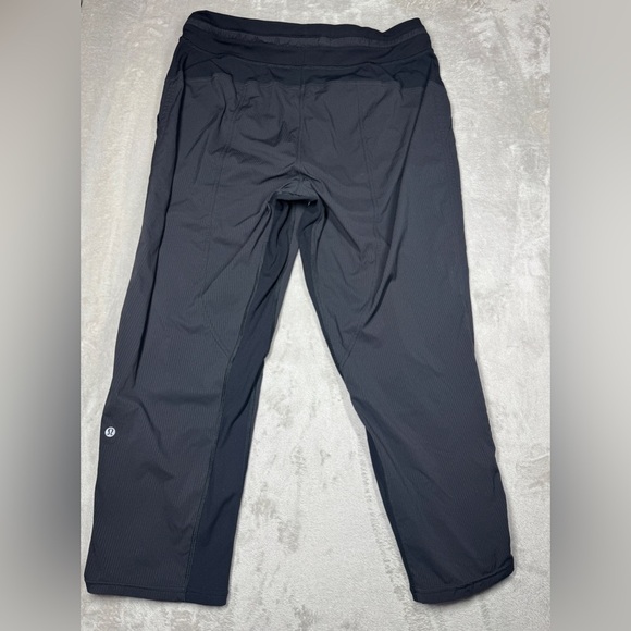 Lululemon Dance Studio Crop II *Unlined 20" Black Stripe Cropped Pants Size 12 - Picture 13 of 16